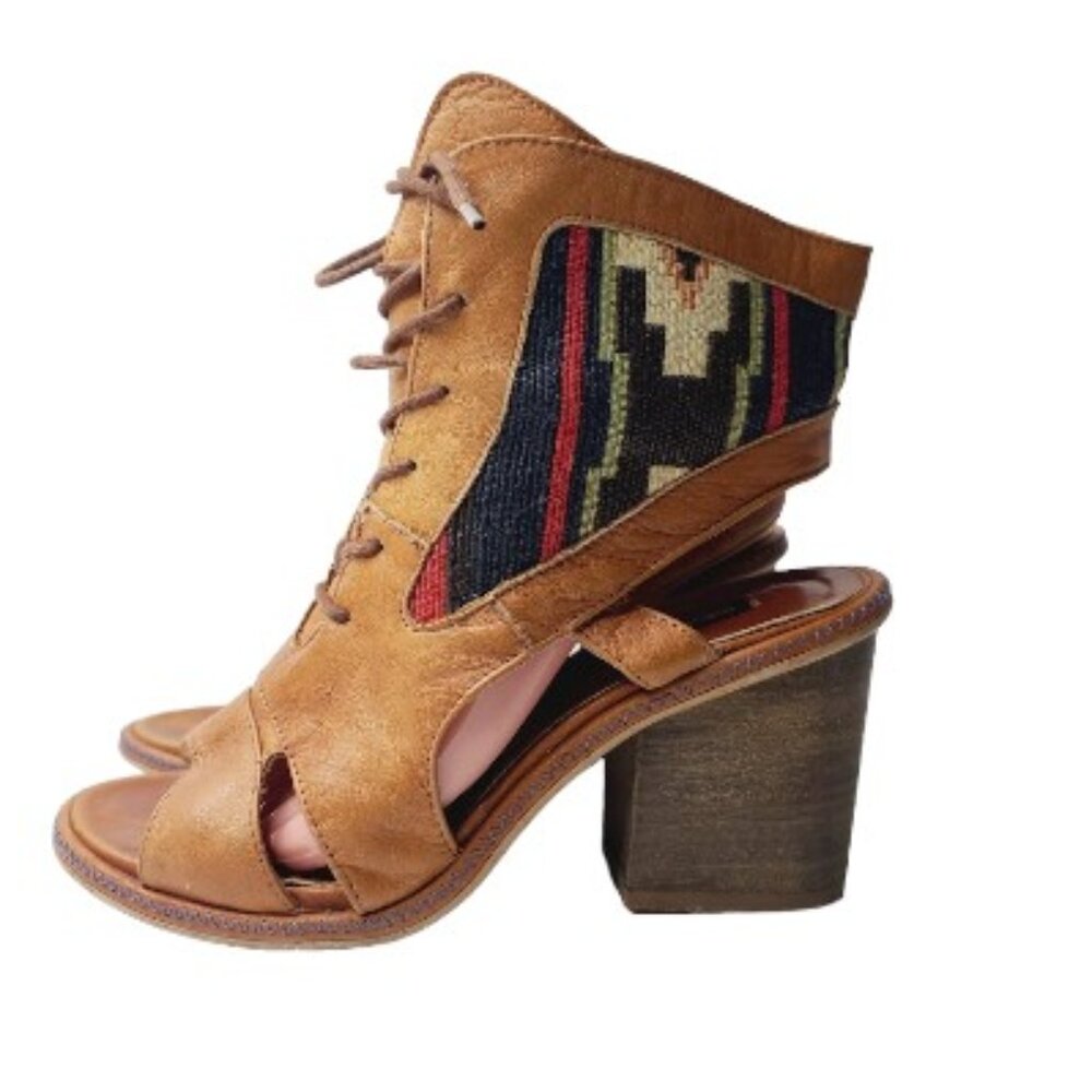 Miista‎ Women's Brown Bottines Leather Embraided Heeled Ankle Bootie Size 7